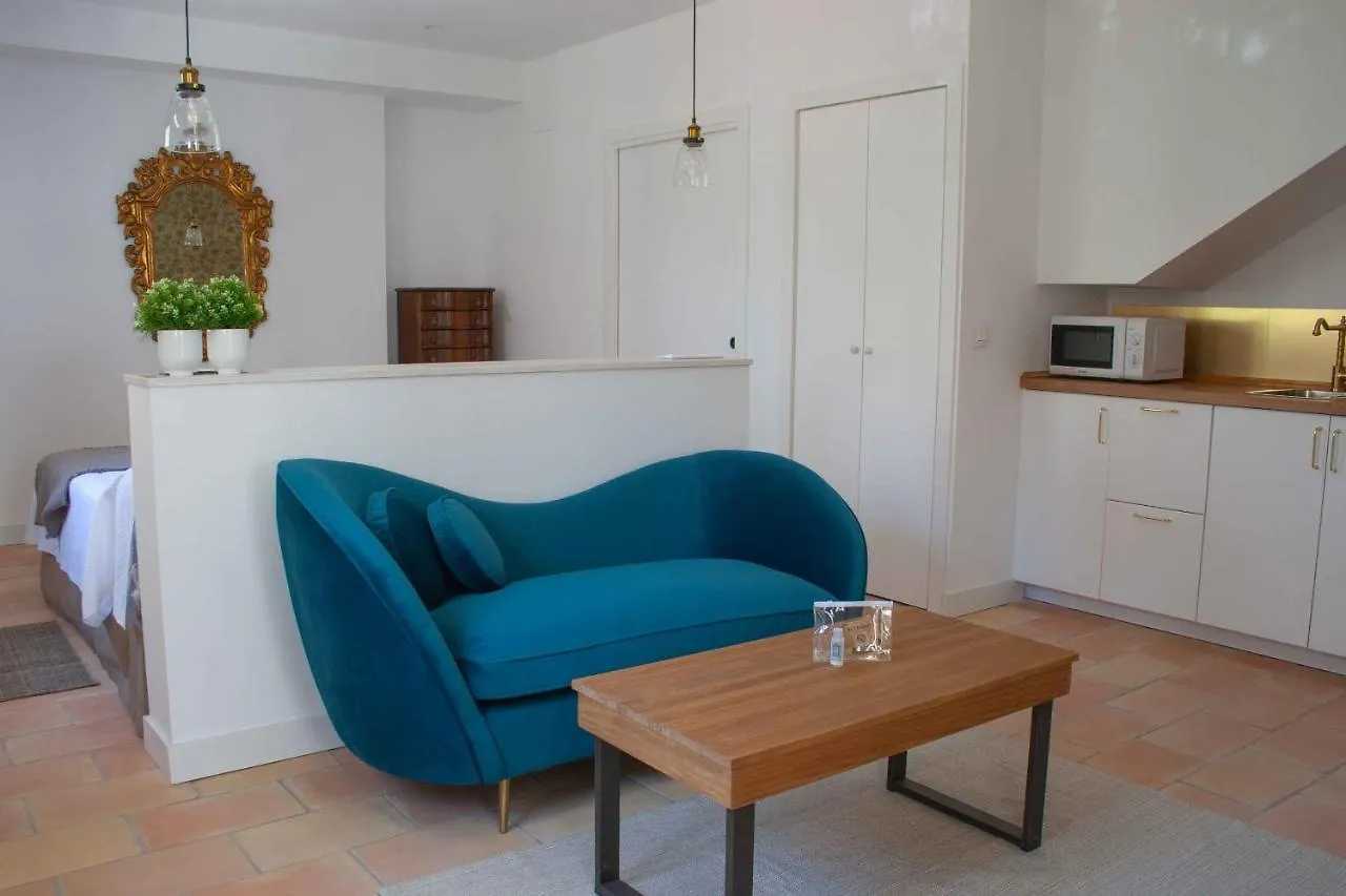 Apartamentos Tres Llaves Palacio De Vela De Los Cobos Úbeda 0*,  Spanien