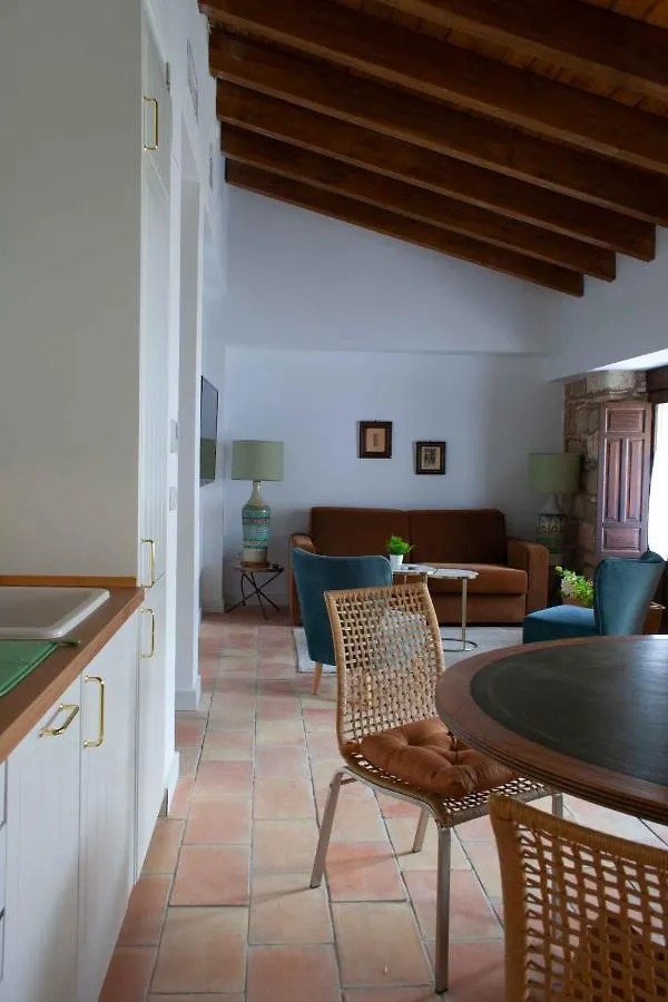 Apartamentos Tres Llaves Palacio De Vela De Los Cobos Úbeda 0*,  Spanien