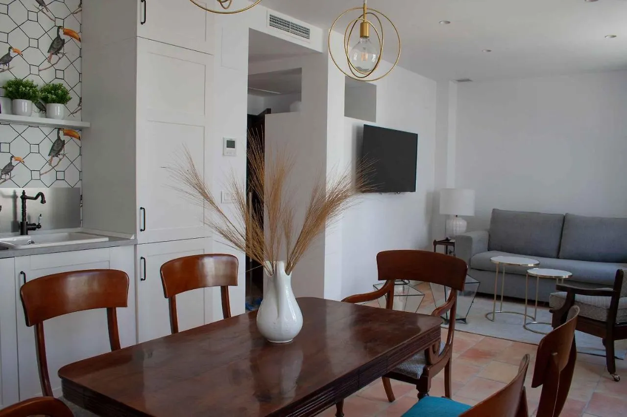 Apartamentos Tres Llaves Palacio De Vela De Los Cobos Úbeda