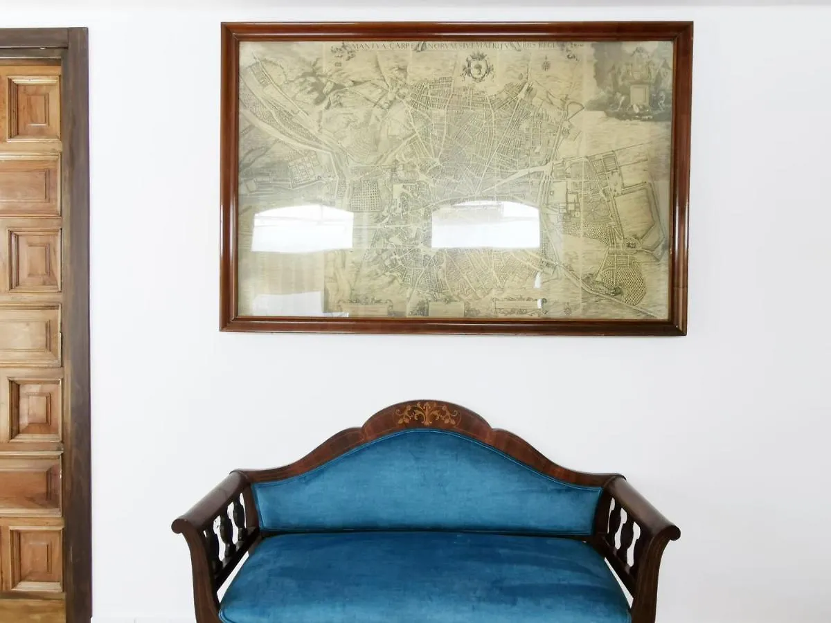 Apartamentos Tres Llaves Palacio De Vela De Los Cobos Úbeda