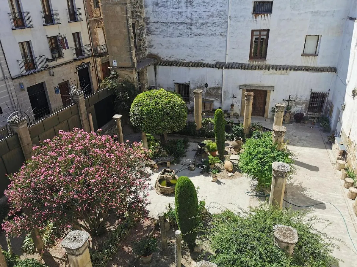 Apartamentos Tres Llaves Palacio De Vela De Los Cobos Úbeda Lejlighed