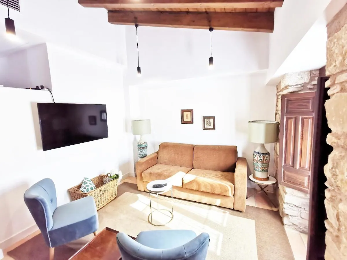 Apartamentos Tres Llaves Palacio De Vela De Los Cobos Úbeda Spanien