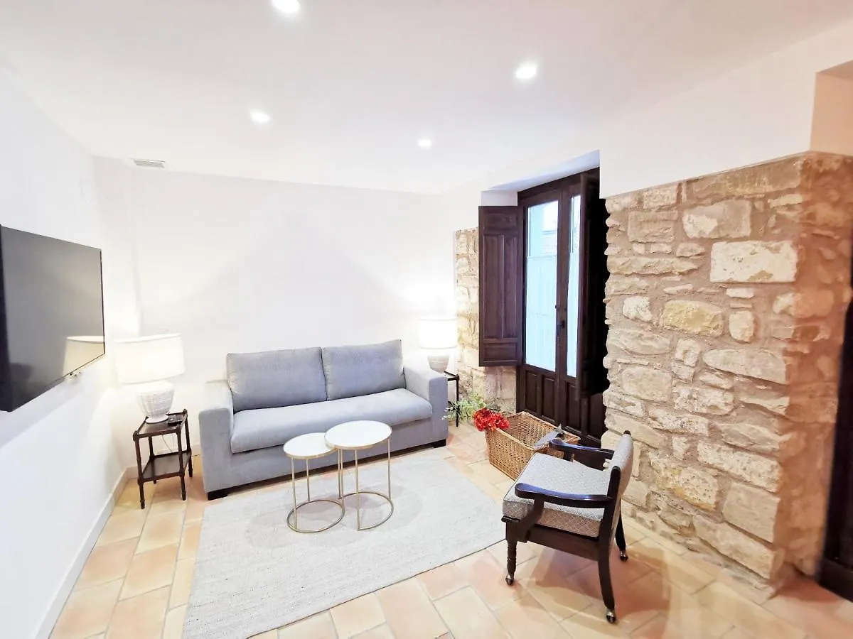 Apartamentos Tres Llaves Palacio De Vela De Los Cobos Úbeda